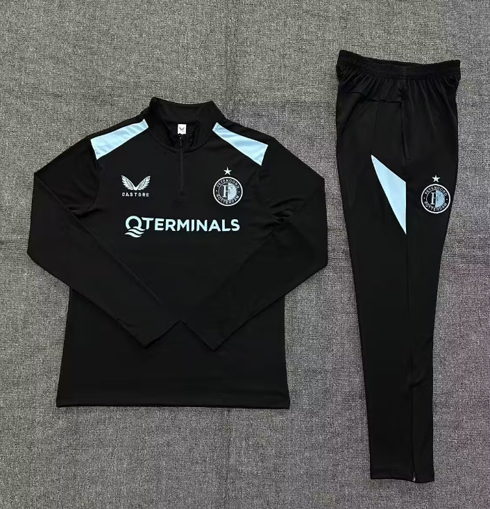 New Feyenoord kids kit New training coat jacket jersey adult kit  kids kit  26 27 Feyenoord soccer jersey 10-20 days. It will arrive in your country