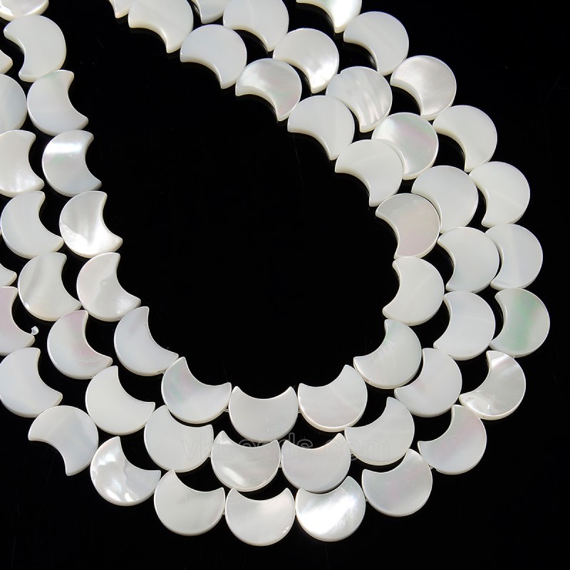 White Natural Trochid Shell/Trochus Shell Smooth Moon Shaped Beads, Approx 8.8-9x10.8-11mm, 38cm/strand