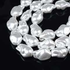 White Baroque Shell Pearl Nuggets, Approx 20x26mm, 38cm/strand