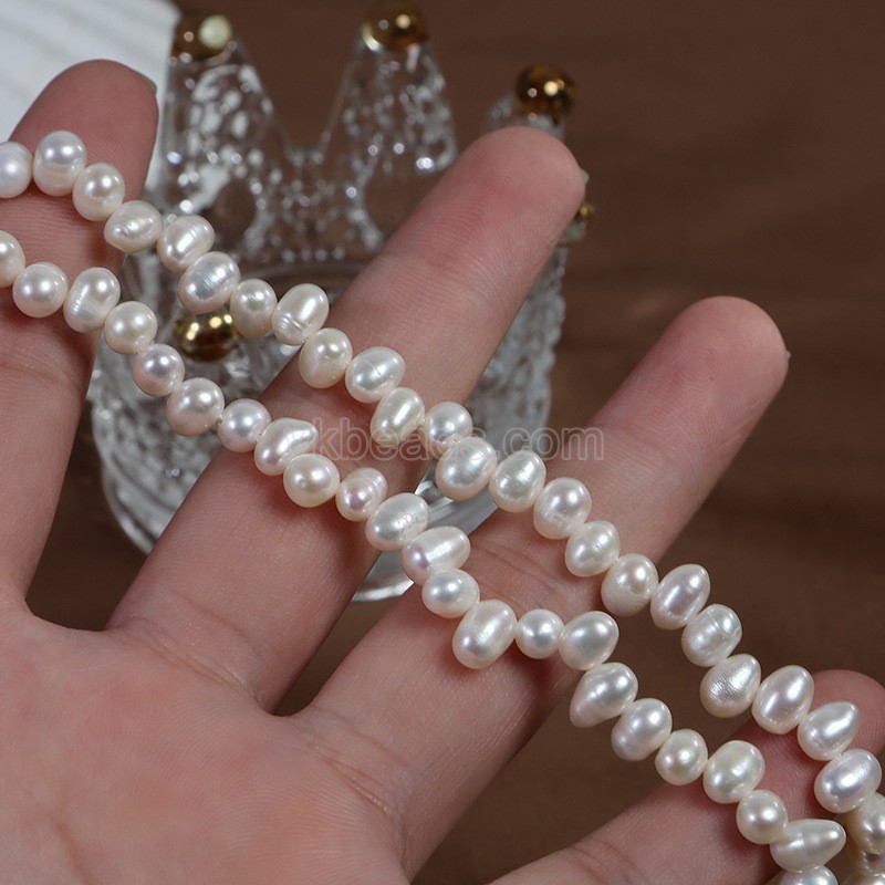 Natural Cultured White Freshwater Pearls Three Severn Off-centered Drilled Rice Beads Strands, with Screw Thread, Approx 4-5mm, 33-35cm/strand