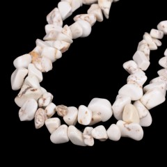 White Magnesite Chips Strands, Approx 5x8mm, 80cm/strand
