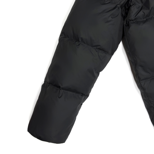 Hochwertiger schwarzer Wintermantel PJK-07 Großhandel