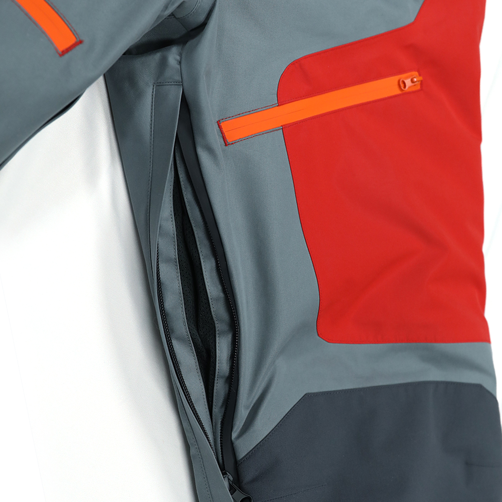 Vêtements de ski rouges et gris : les essentiels de l'hiver qui créent des tendances pour la vente en gros