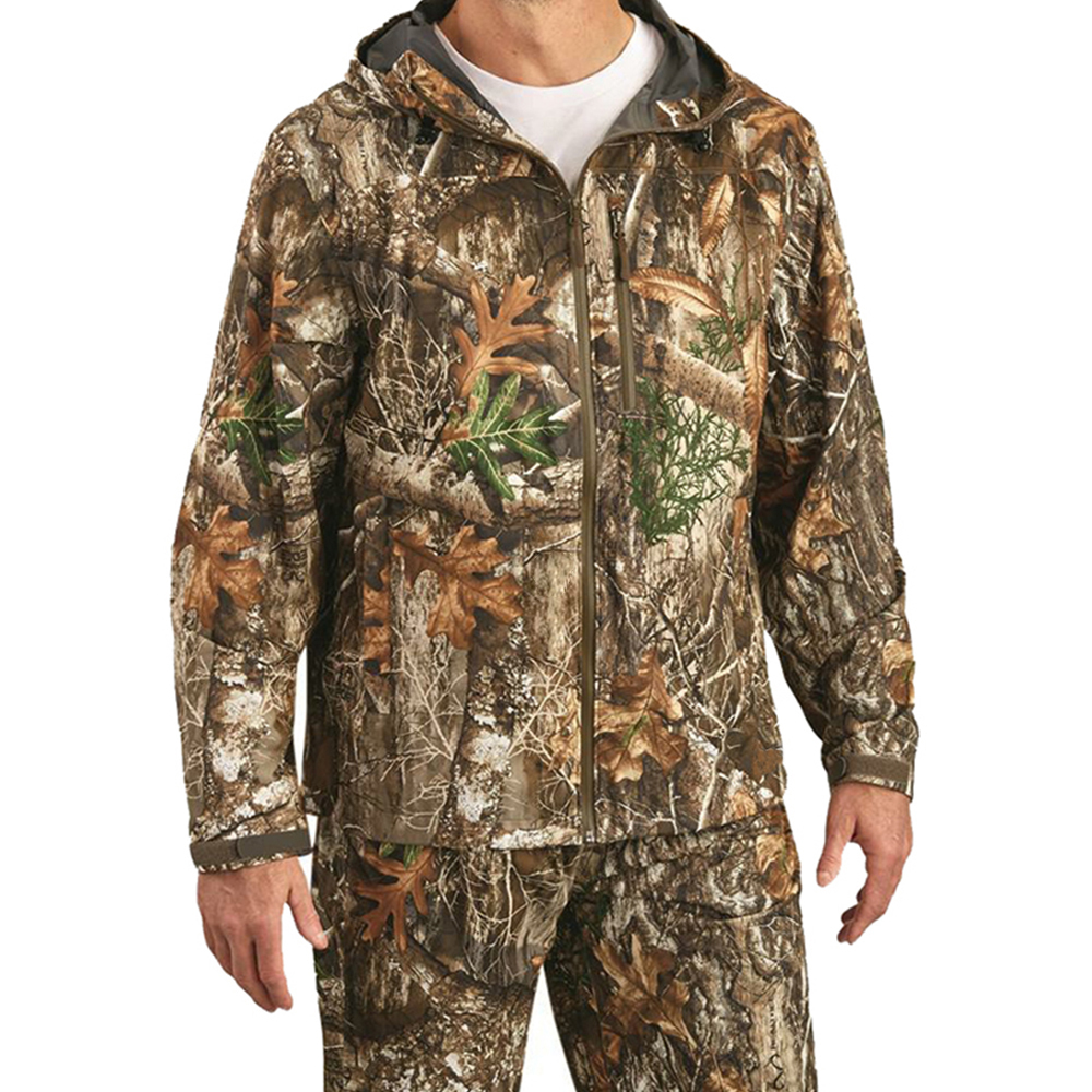 Jungle Expeditions and Hunting：Multi-Functional Camouflage Jacket
