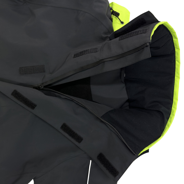 Yuelei Black and Neon Green Sailing Jacket with Polar Fleece Lining