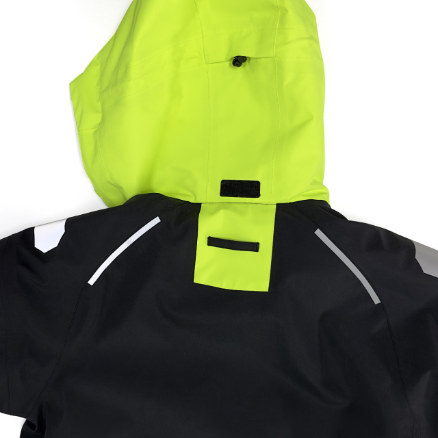 Yuelei Black and Neon Green Sailing Jacket with Polar Fleece Lining