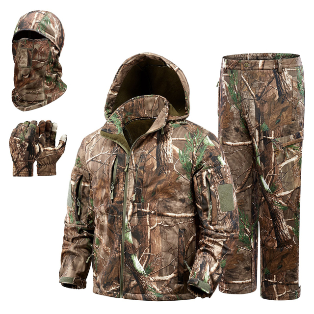 camouflage fleece jacket​

