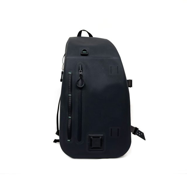 Black Waterproof Shoulder Bag with Water-Resistant Zipper, 21.5L