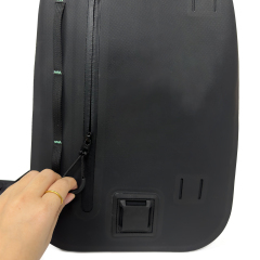 Black Waterproof Shoulder Bag with Water-Resistant Zipper, 21.5L