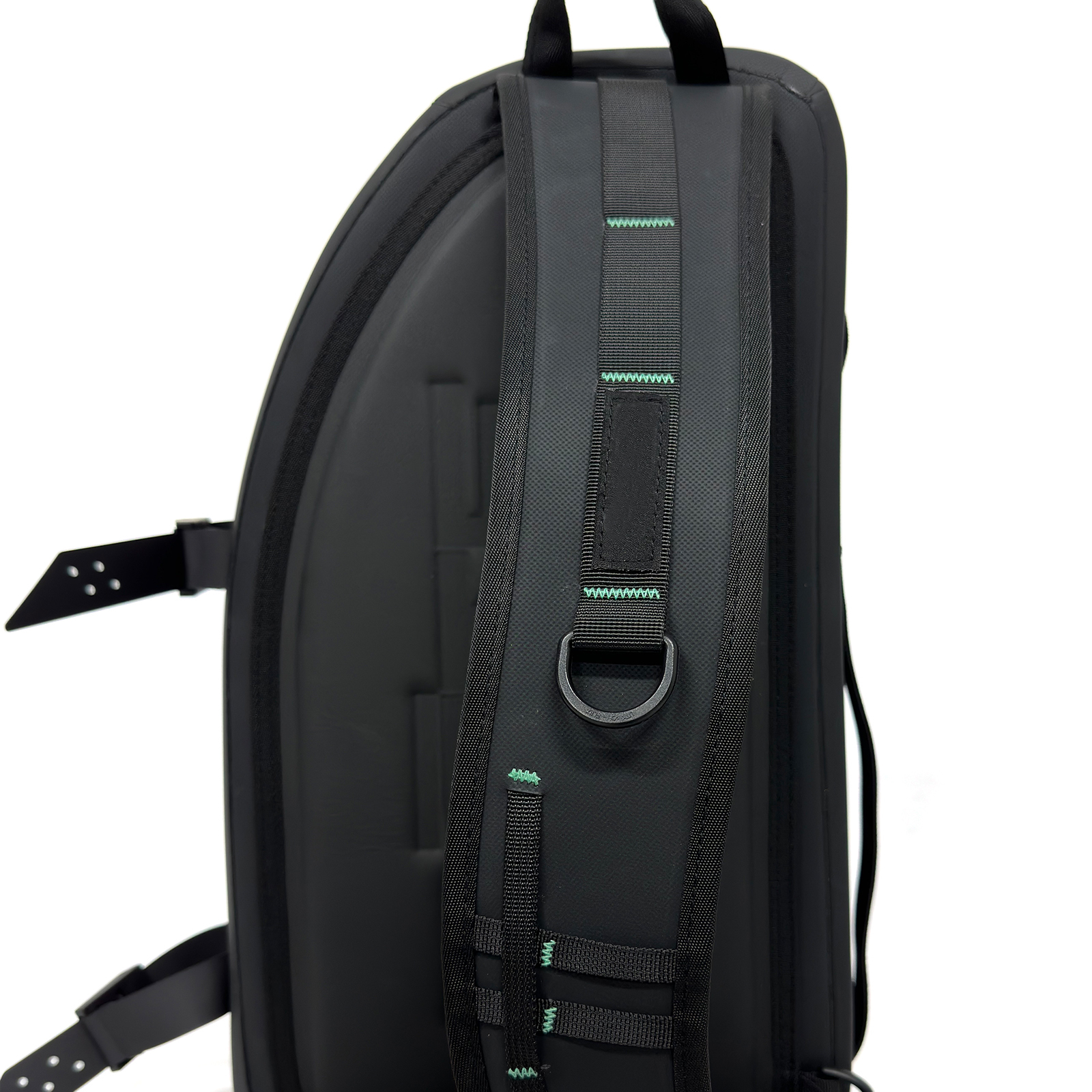 Black Waterproof Shoulder Bag with Water-Resistant Zipper, 21.5L