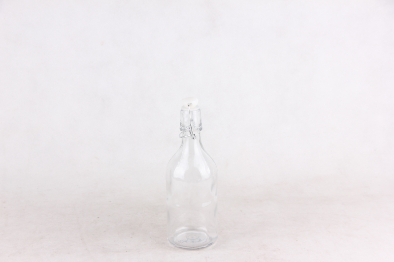 GLASS JAR /GLASS BOTTLE WITH CLIP
