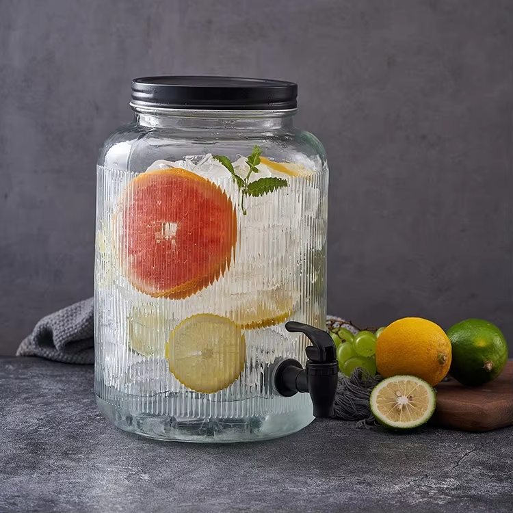 Best Sales vertical stripes Cold drinking beverage dispenser bottle glass jar with PP material faucet