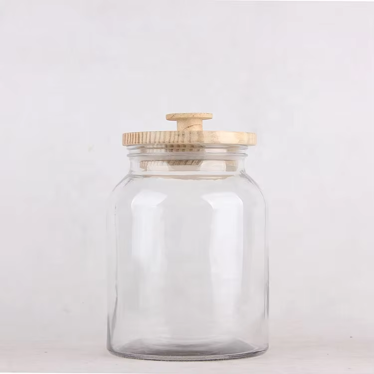 2020 Hot Selling Clear Airtight Glass Food Nuts Snacks Storage jars Containers with Wood Lid