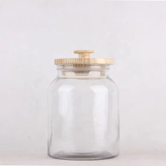 2020 Hot Selling Clear Airtight Glass Food Nuts Snacks Storage jars Containers with Wood Lid