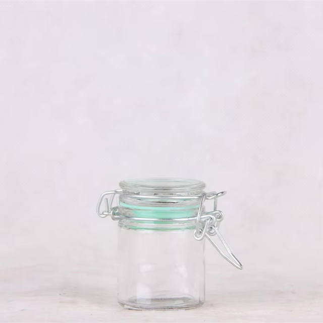 China Factory Transparent Airtight Clip lids Storage Glass Bottles for Food Pepper Spice