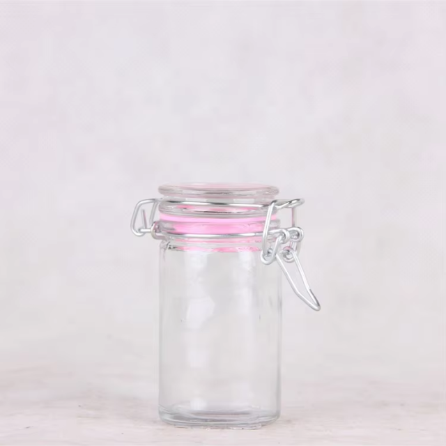 China Factory Transparent Airtight Clip lids Storage Glass Bottles for Food Pepper Spice