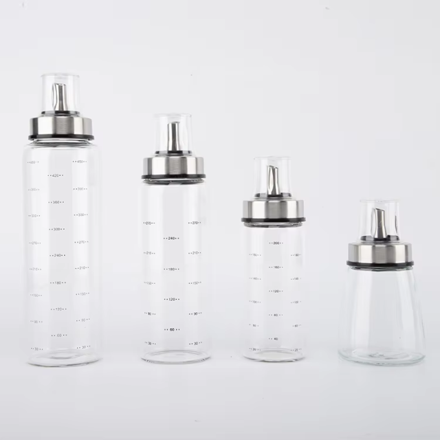 Hot selling high quality different sizes borosilicate glass oil pot bottle