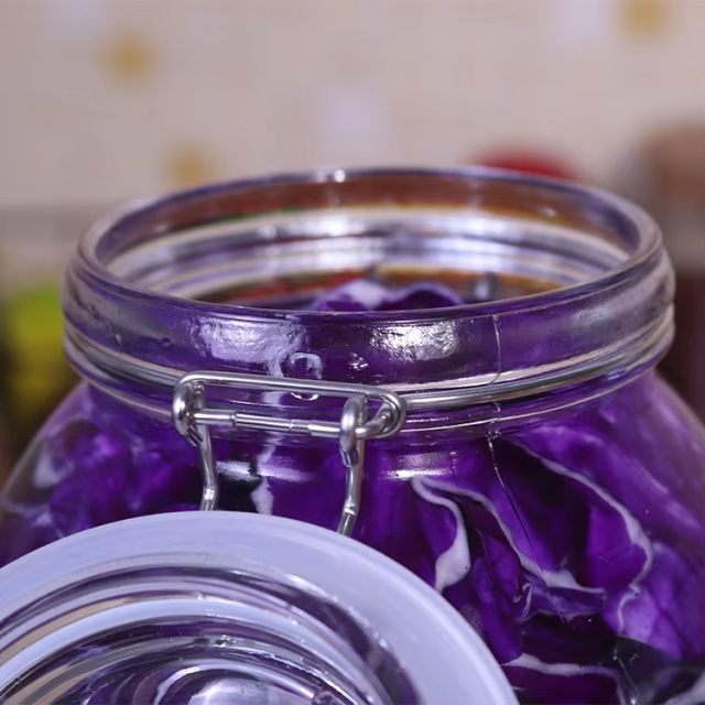 Wholesales Factory Price Premium kitchen Flip Top Lid Glass Food Storage Jar Bottle With Metal Clip