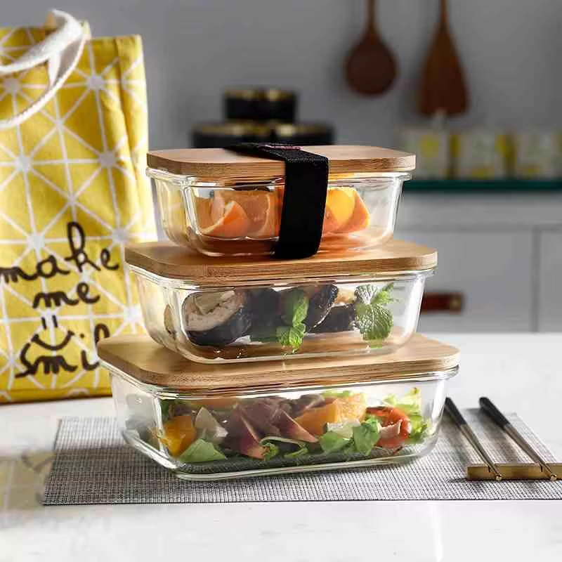 Airtight 370ml 640ml borosilicate glass food storage container with bamboo lids