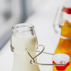 Empty easy open swing top glass beer milk bottle with 500 750ml 1L