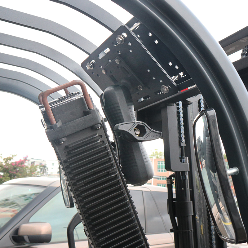 VINmounts Forklift and Warehouse Vehicle Pillar Bracket Overhead Guard Double Ball Mount with Large Round Plate compatible with ram mounts VIN-KZ-01