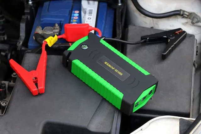GKFLY JS-19S High Power 18000mAh Starting Device 12V Car Jump Starter Power Bank Petrol Car Charger For Car Battery Booster