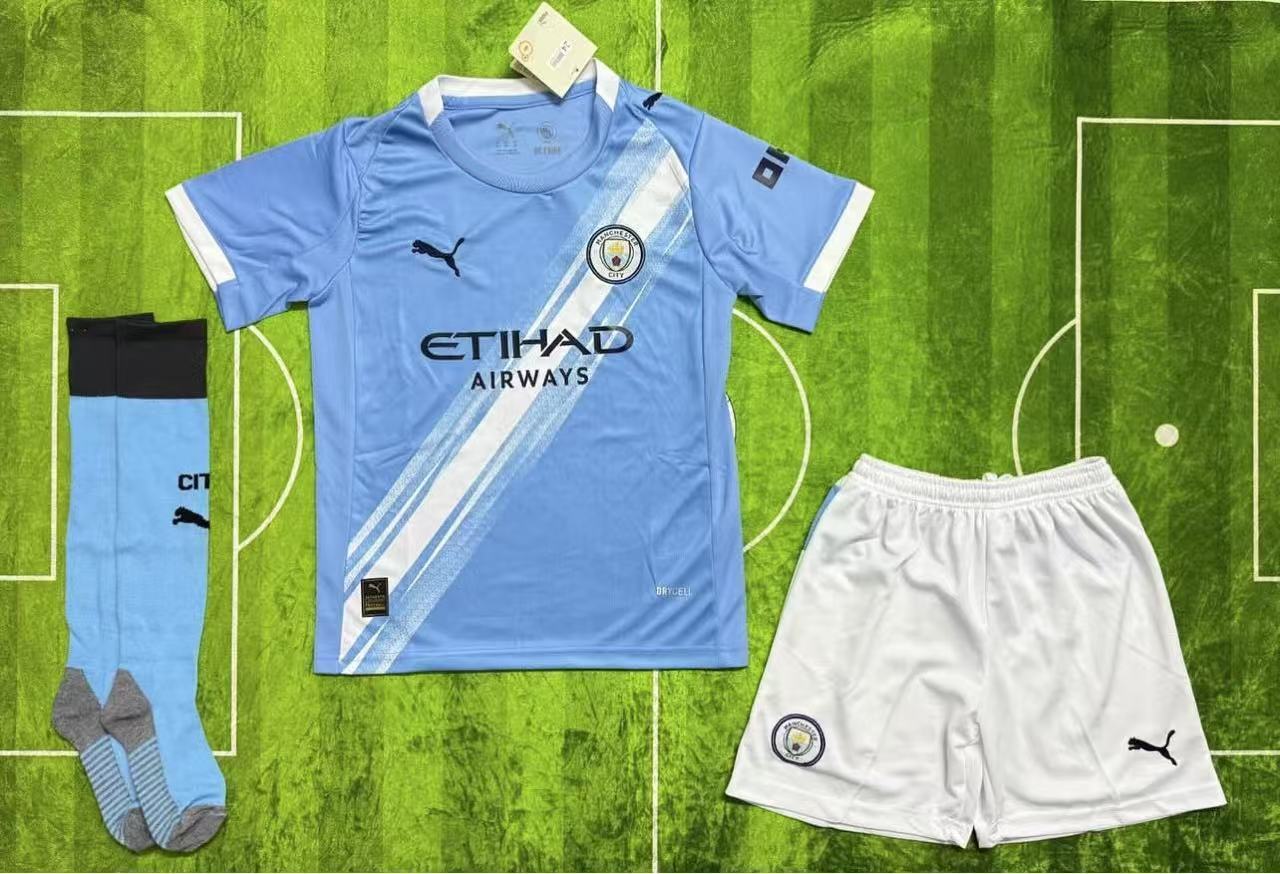 2025/26 Manchester City Home Football Kit