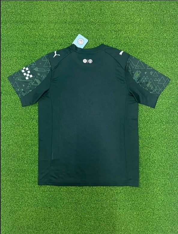 2025-26 Manchester City fourth football jersey