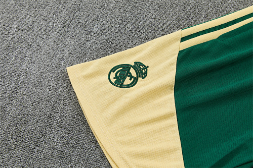 2026/27 Real Madrid  green Camouflage Short Sleeve Tracksuits
