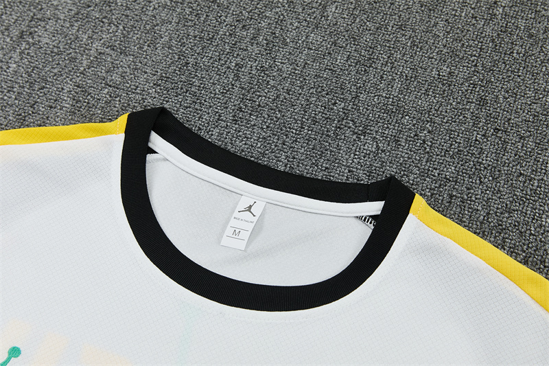 2026/27 Brazil White Short Sleeve Tracksuits