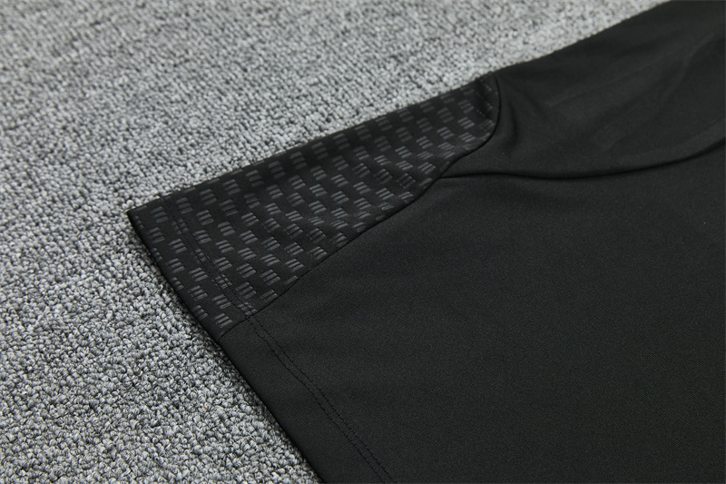 26/27 Real Madrid Black Tracksuits