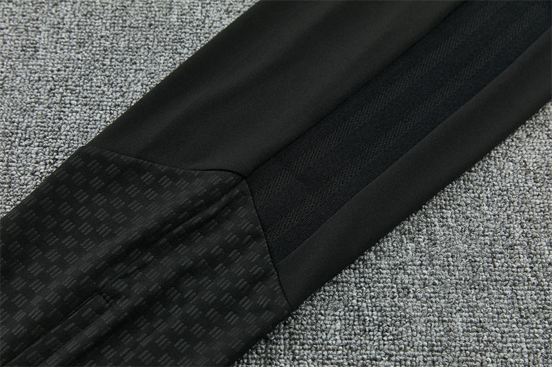 26/27 Real Madrid Black Tracksuits