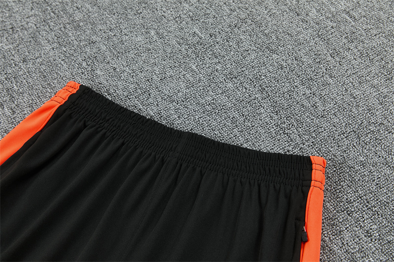 26/27 Netherlands - White Tracksuits