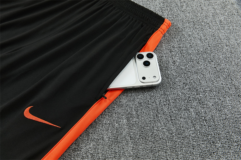 26/27 Netherlands - White Tracksuits