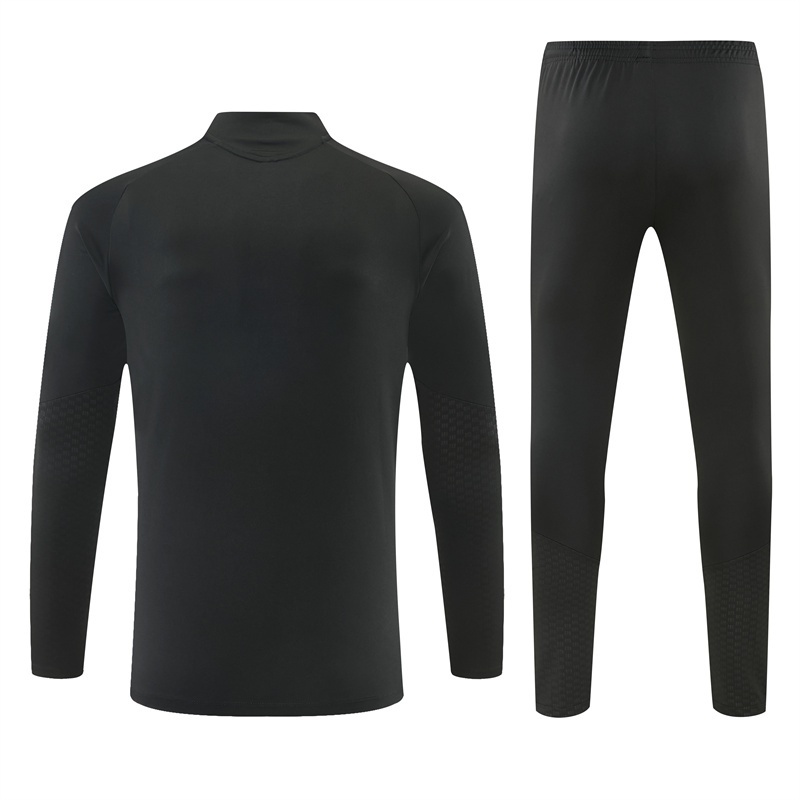 26/27 Real Madrid Black Tracksuits