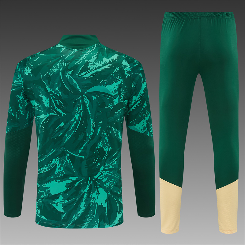26/27 Real Madrid Green Tracksuits (Camouflage)