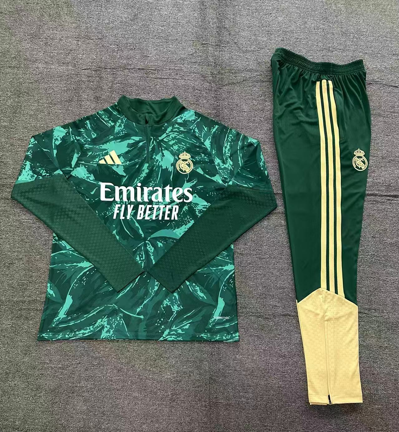 26/27 Real Madrid Green Tracksuits (Camouflage)