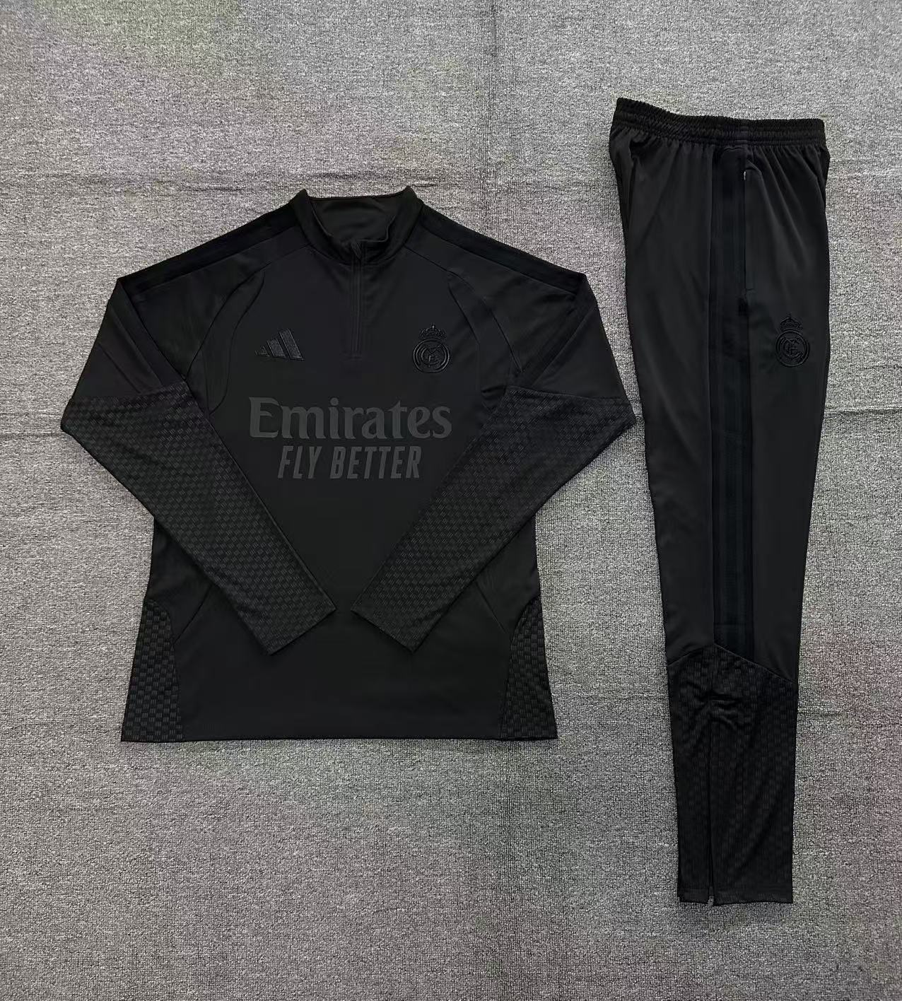 26/27 Real Madrid Black Tracksuits