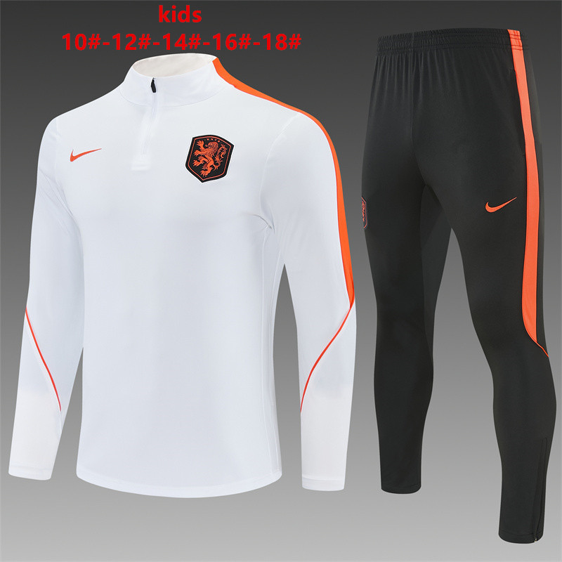 26/27 Netherlands - White Tracksuits