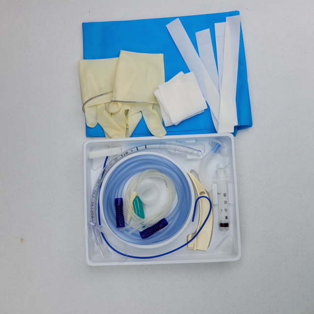 Medical tracheostomy kit