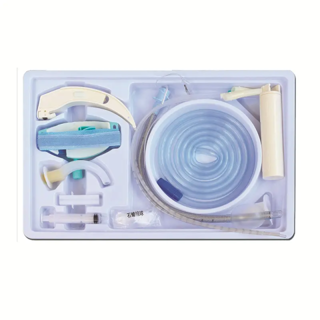 Medical tracheostomy kit