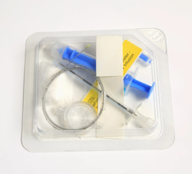 Epidural anesthesia kit