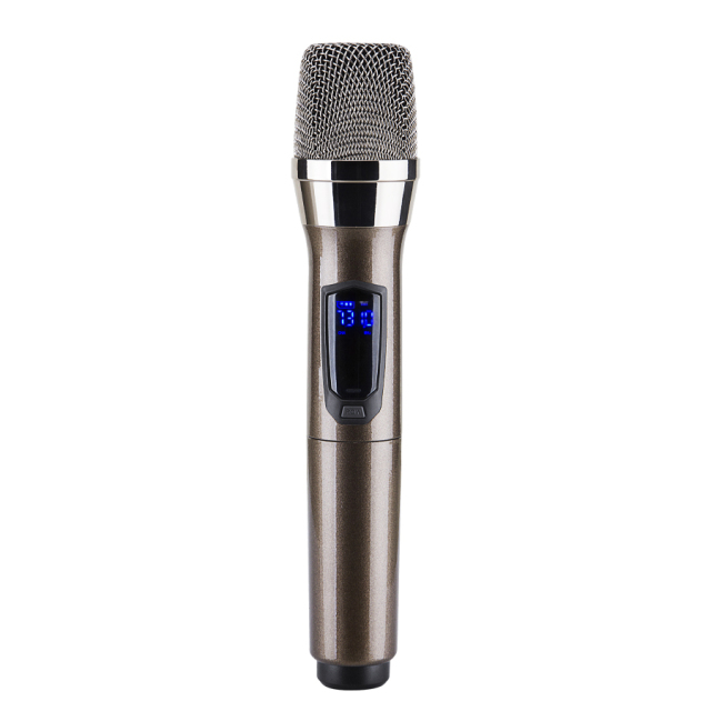 Rechargeable handheld wireless UHF microphone