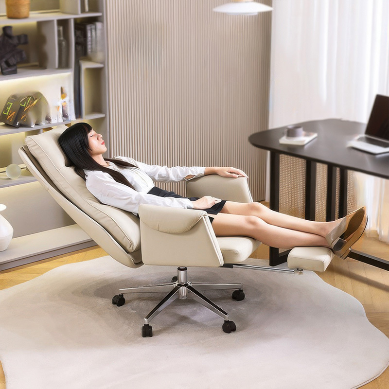 Boss chair Office leather chair swivel chair computer chair home study large class chair lunch break comfortable can lie office chair