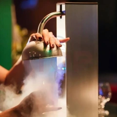 IT-GF-2 CO2 Glass Chiller Beverage Drink Glass Froster Wine Cup Chilling Machine