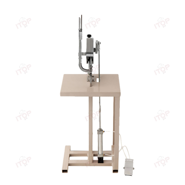 IT-QPC-1 Pneumatic Type Single Row U-shape Sausage Clipping Machine