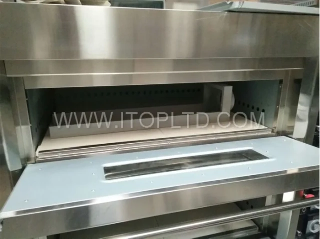 Large Capacity Commercial Bakery Equipment 2 Decks Oven 4 Trays Gas And Electric Baking Ovens