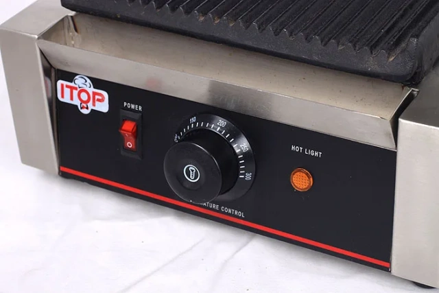 1800W Cast Iron Non-Stick Plate Electric Contact Grill Panini Sandwich Maker