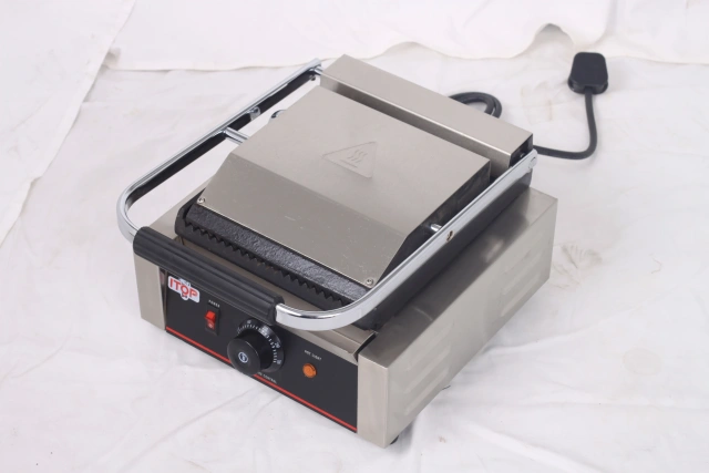 1800W Cast Iron Non-Stick Plate Electric Contact Grill Panini Sandwich Maker