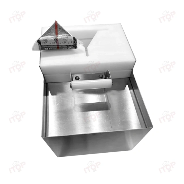 Easy Operation Sushi Onigiri Triangle Rice Ball Forming Machine and Packing Machine